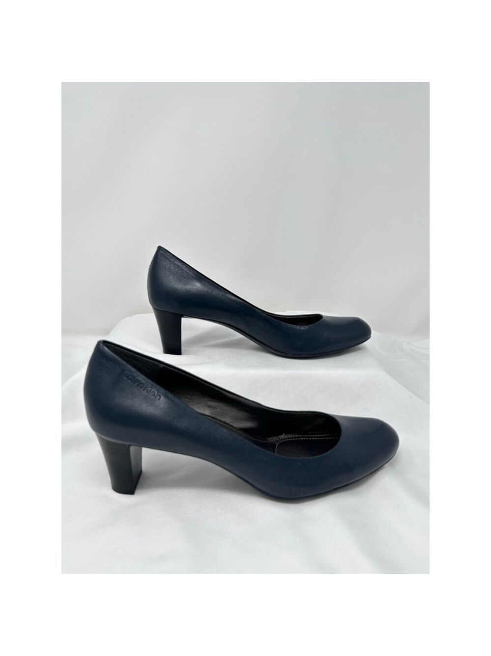Calvin Klein Aimee Navy Leather Block Heel Pumps Women’s Size 7.5M